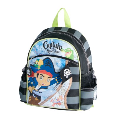 En ryggsäck för barn från Disney med tema Jake och Piraterna. En ryggsäck som funkar som skolväska och har justerbara axelband
